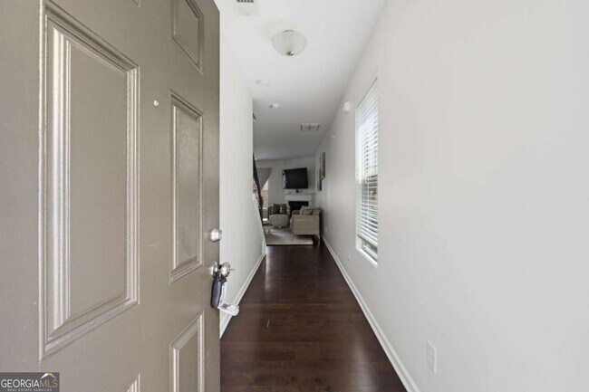 Photo - 565 Dasheill Ln