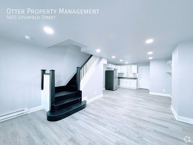 Building Photo - 5655 Litchfield St Rental