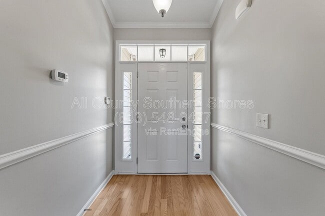 Photo - 264 Viareggio Road