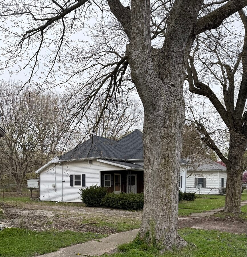 Photo - 307 S Willow St