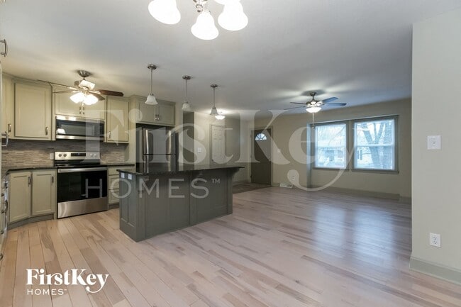 Photo - 16512 Greenwald Dr