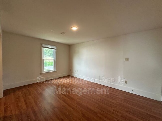 Photo - 175 E Derry Rd Unit Apt. C