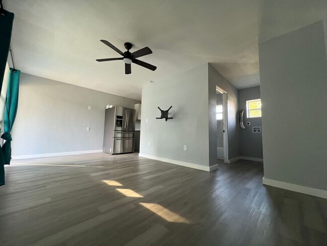 Photo - 351 Ave N NE Unit 1