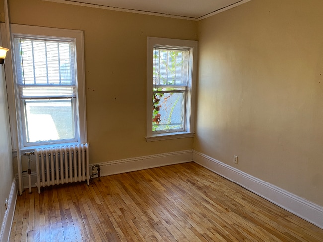 Photo - 2007 Aldrich Ave S Unit 4