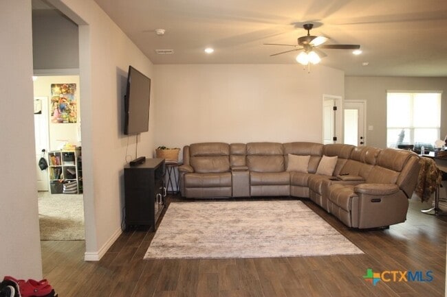 Photo - 3006 Hedwig St