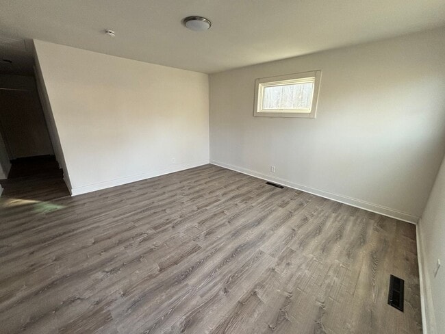 Photo - 3 bed 1 bath house with garage