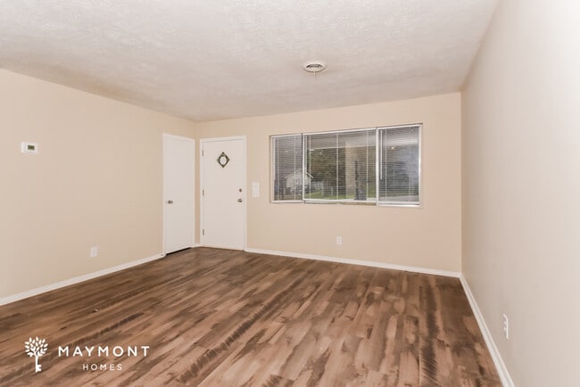 Photo - 3113 Evergreen Dr