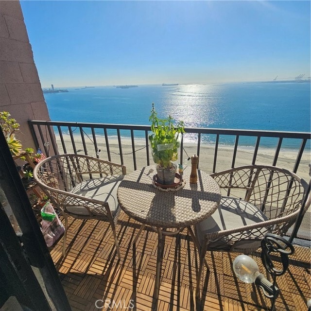 Building Photo - 1750 E Ocean Blvd Unit 1107