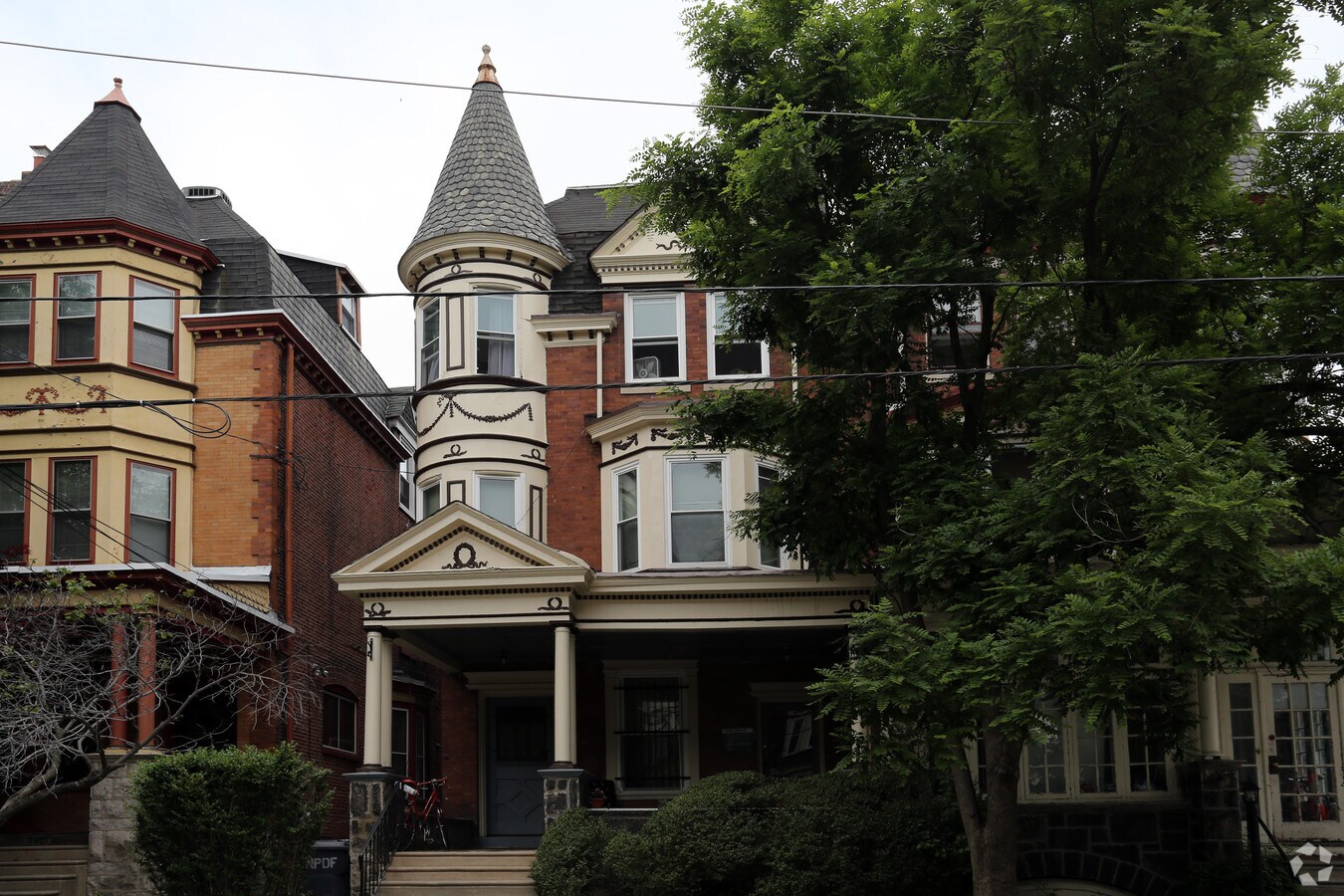 4403 Pine Street - 4403 Pine Street