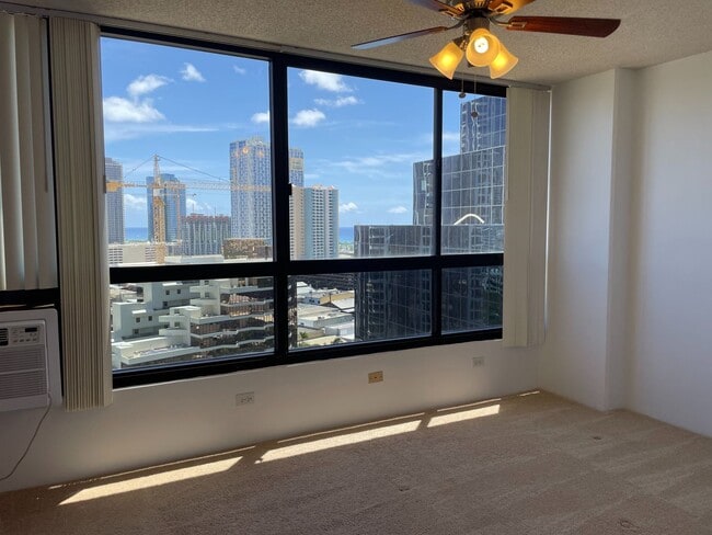 Photo - 1 Bedroom 1 Bathroom 1 Parking in Kaka'ako