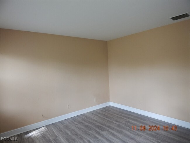 Building Photo - 210 Charlotte Ave Rental