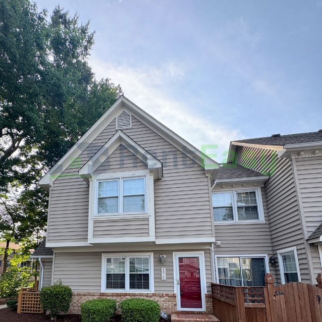Building Photo - 401 Henley Ct