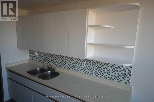 Photo - 17 Knightsbridge Rd Unité 1903