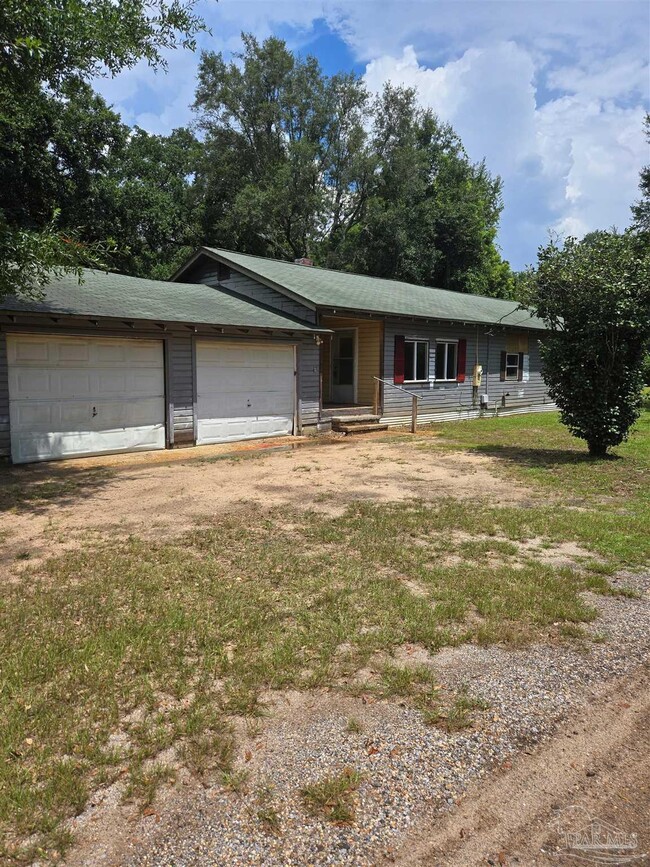 Building Photo - 2410 Ladd Dr Rental