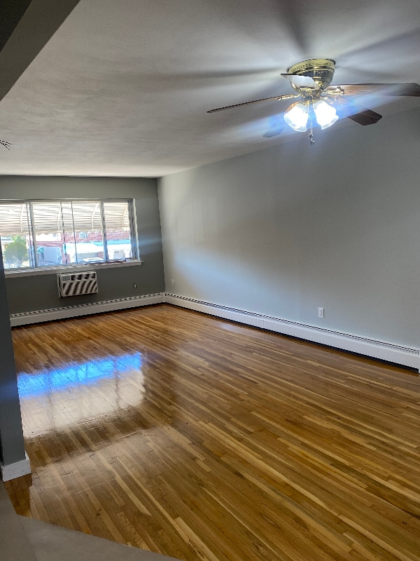 Photo - 3550 Palmer Ave