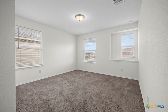 Photo - 14212 James Buchanan St