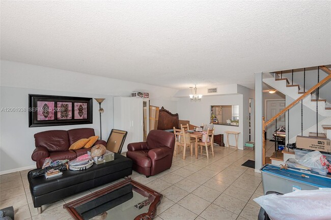 Photo - 6768 SW 39th Ct