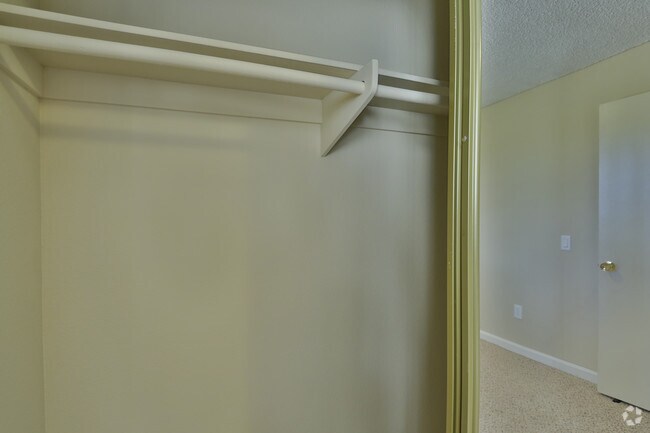 Pinecrest Apartments