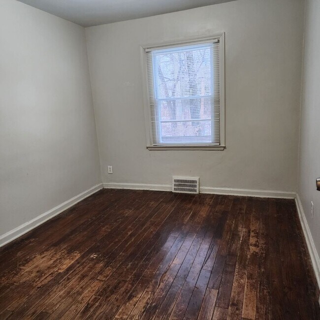 Photo - Detroit bungalow, available immediately