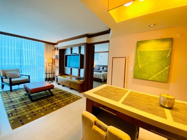 Building Photo - 6801 Collins Ave Unit SI ID1522054P