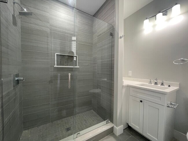 Photo - 497 Boylston St