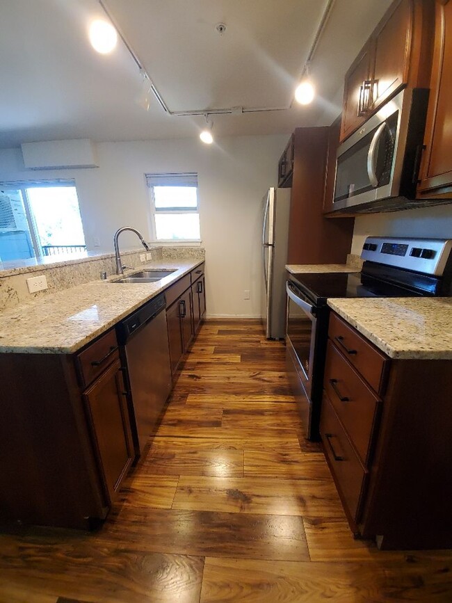 Photo - Kendal Court Apartments, 2 Bedroom, 1 Bathroom Apartments for Rent!