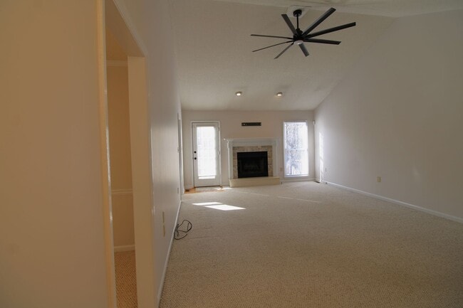 Photo - Awesome 3 bedroom home in a great area!