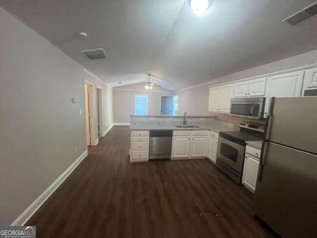 Photo - 160 Fair Oaks Dr