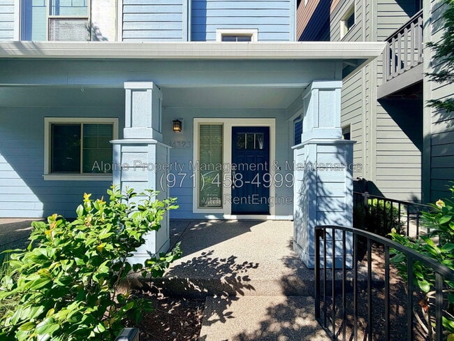 Building Photo - 14323 SW Compass Dr