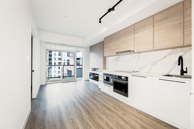 Photo - 1050 Eastern Ave Unit 1117