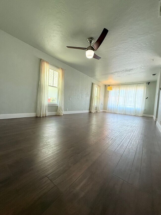 Photo - *Charming 2 Bedroom Home in Roseville’s Historic District with Bonus Detached Space*