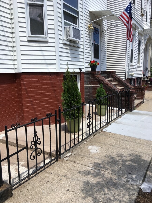 Photo - 76 Eutaw St Unit 1G Garden Apartment