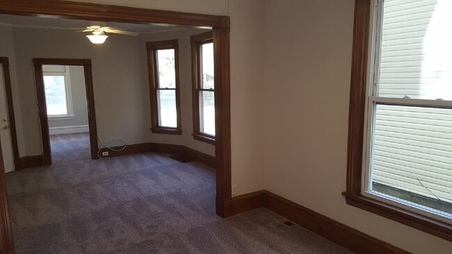 Photo - Charming 1-Bedroom Retreat on Colfax Ave – Your Cozy Minneapolis Haven Awaits!