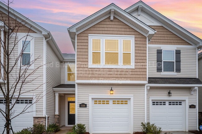 Photo - 5108 Carrick St