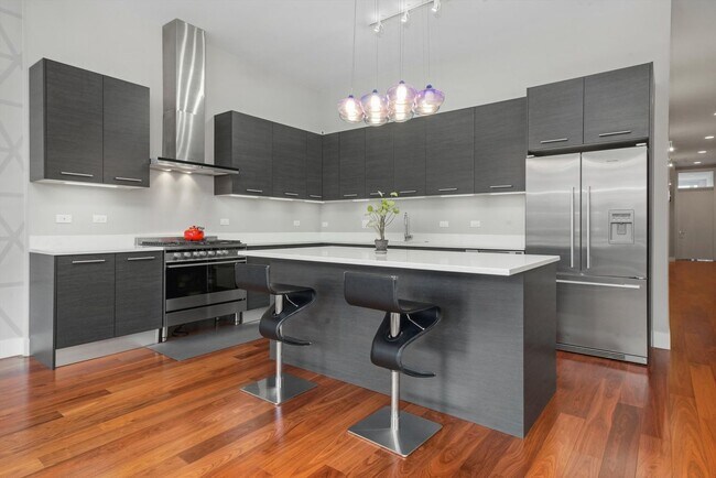 Photo - 128 S Aberdeen St Unit 4S