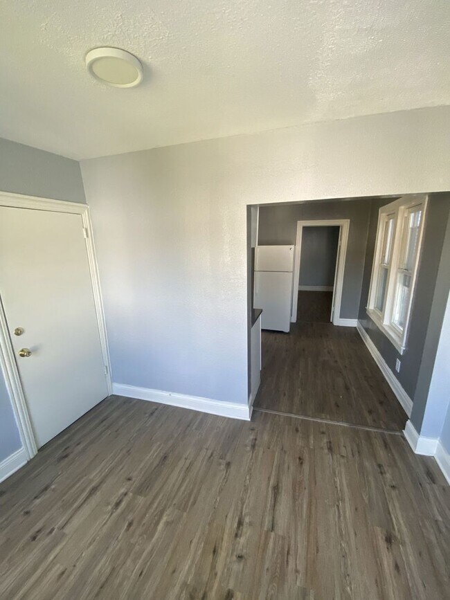 Photo - 4812 S Elizabeth St Unit 2R