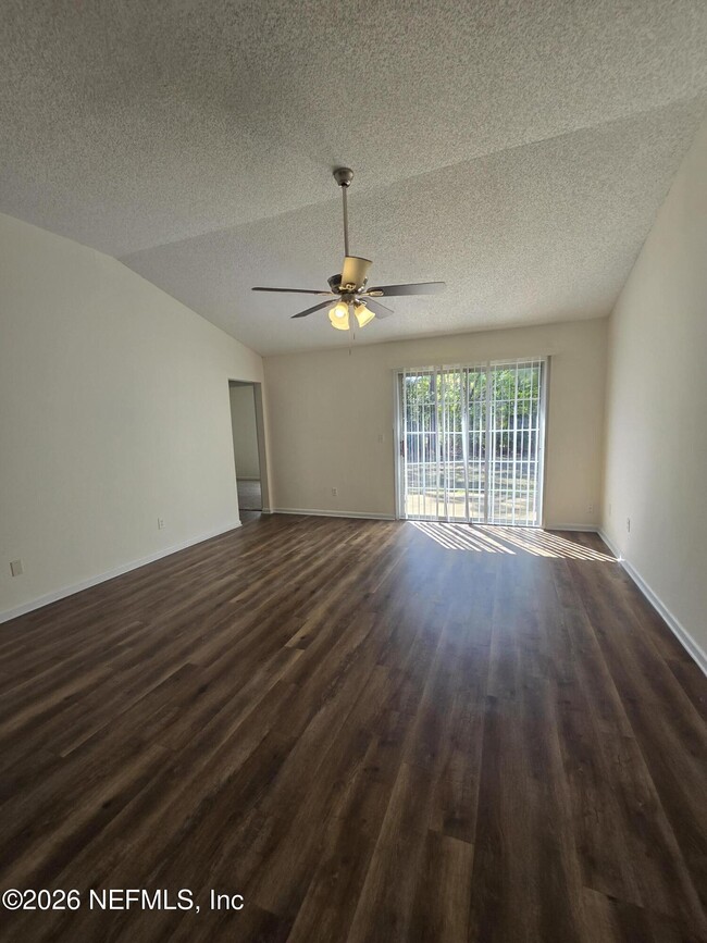 Photo - 7910 Georgia Jack Dr N