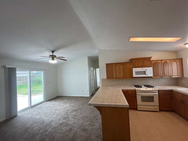 Photo - 3221 Turtle Creek Dr