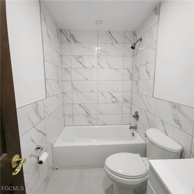 Photo - 1021 NE 8th Terrace