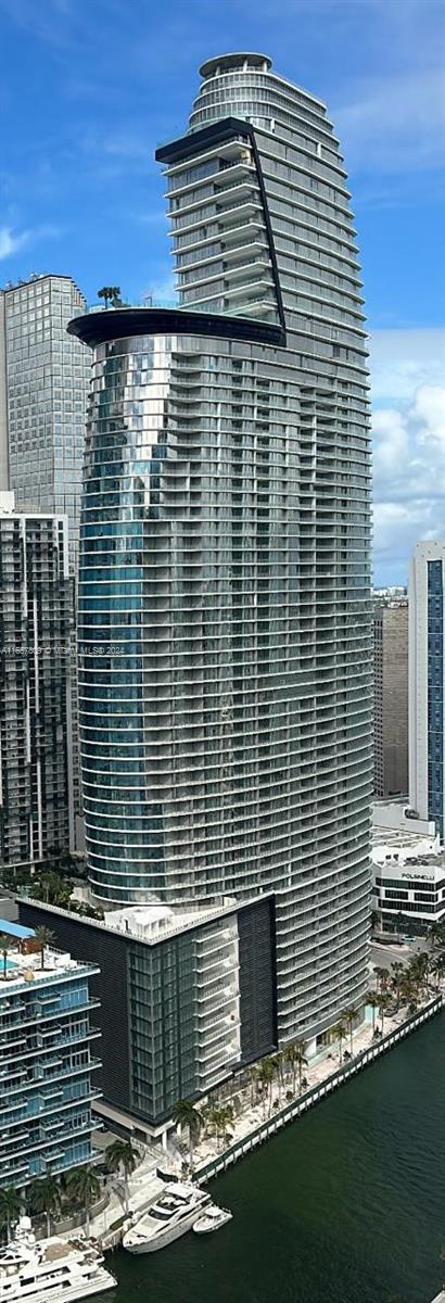 Photo - 300 Biscayne Blvd Way Unidad 1909 Rental