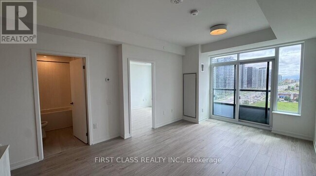 Photo - 2485 Eglinton Ave W Unité 1120