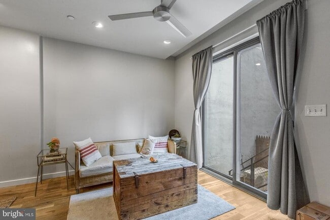 Photo - 1306 Hope St Unit A