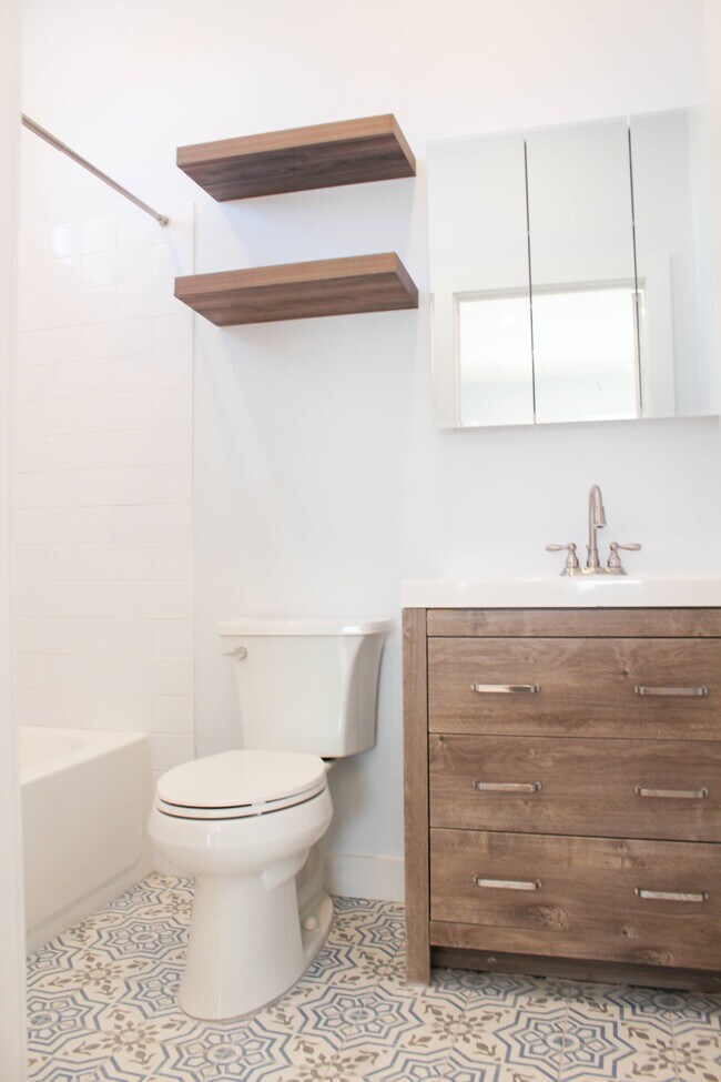 Photo - 5509 Hillman St