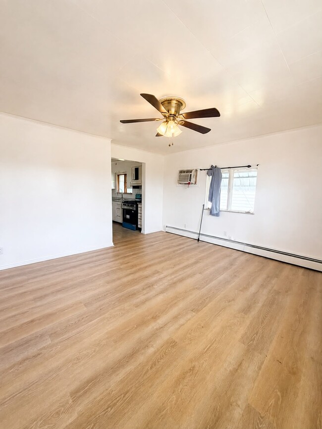 Photo - 529 Green St Unit 1