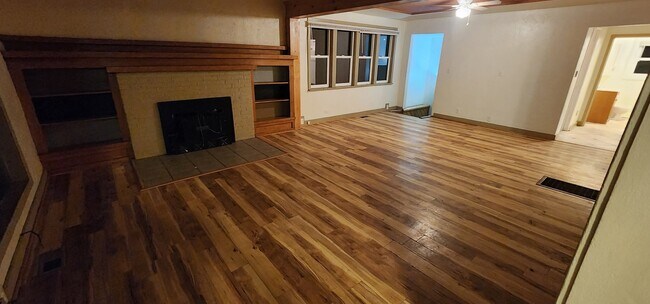 Photo - 1112 8th St