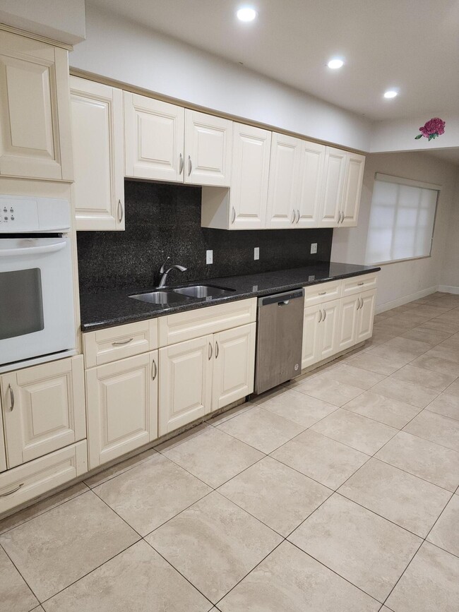 Photo - 3560 NW 110th Ave