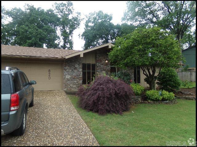 Building Photo - 820 N Shackleford Rd Rental