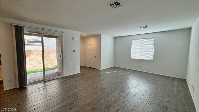 Photo - 10563 Sariah Skye Ave