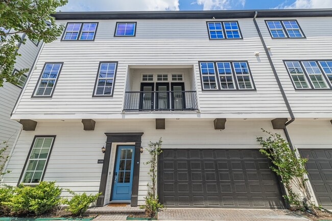 Building Photo - 10760 Craighead Dr