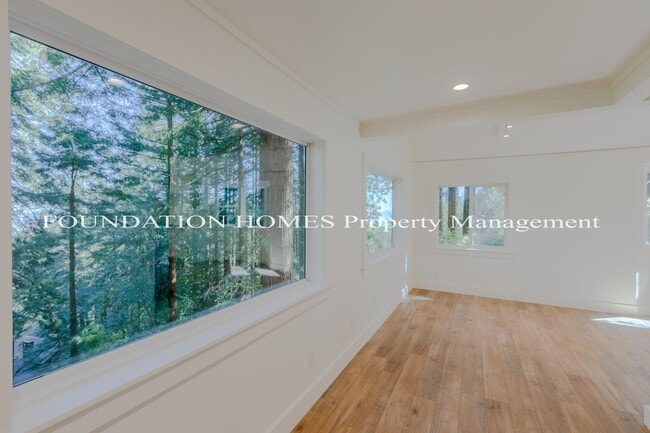 20 Hamilton Ln